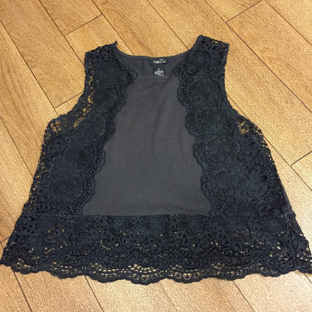 🎊🎊🎊 Rue 21 black lace crop top - Picture 3 of 5